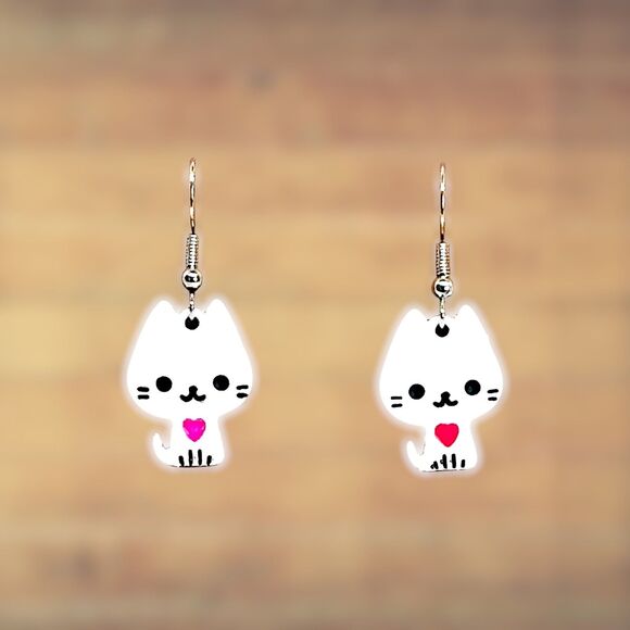 Jewelry - Indio Jewelry Ladies Girls White Kitty Cat Earrings Item #2073